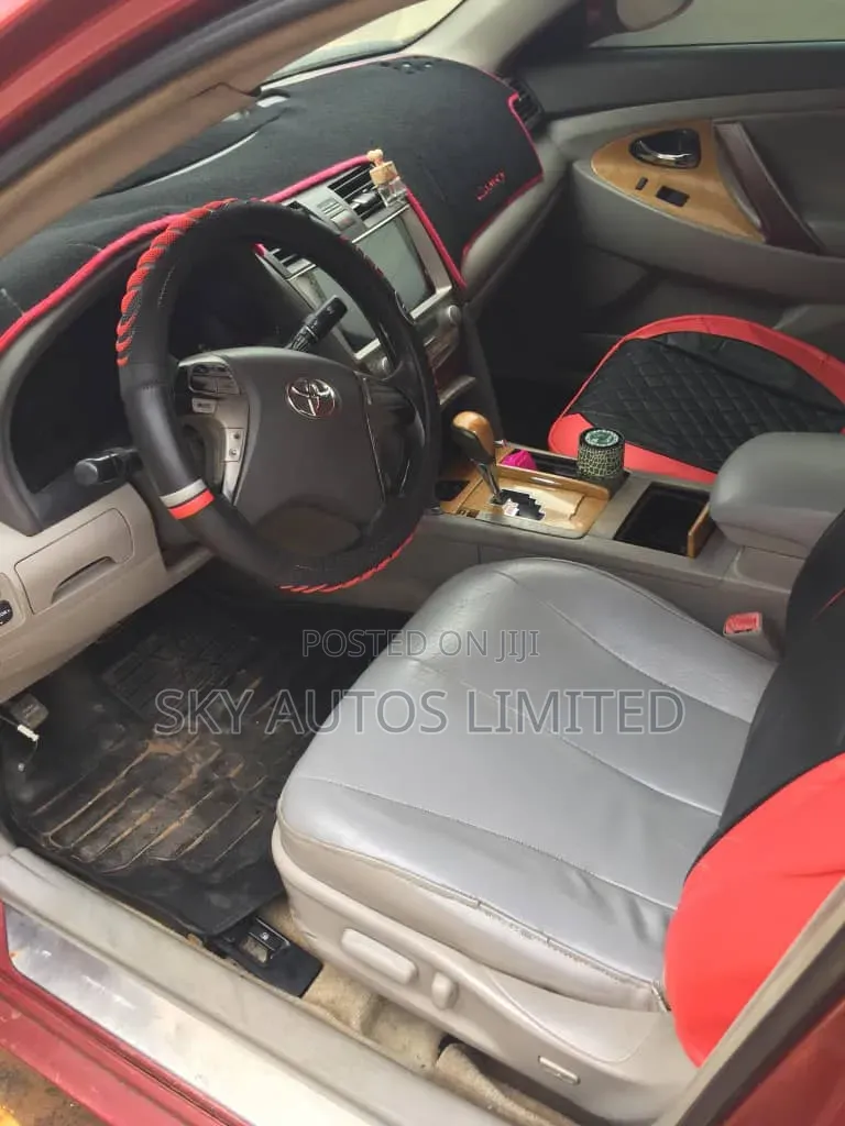 Toyota Camry SE V6 4dr Sedan (3.5L 6cyl 6AM) 2008 Red