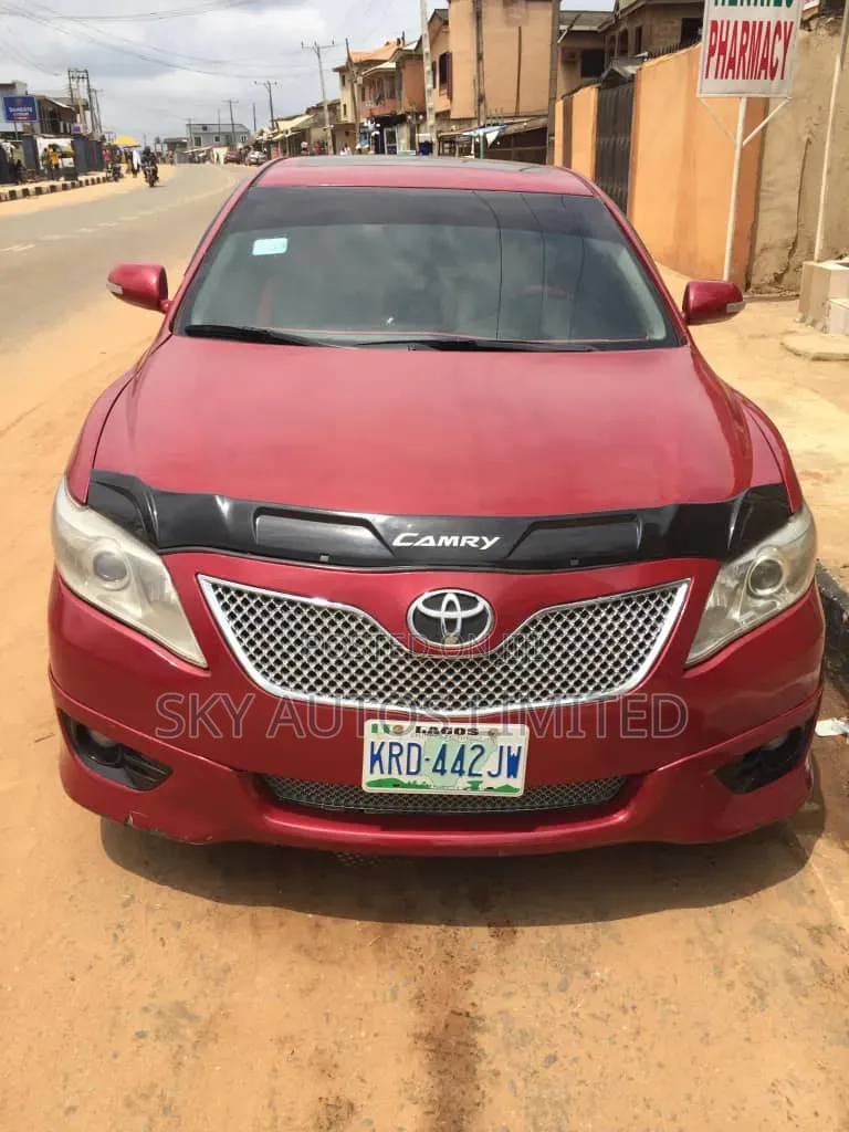 Toyota Camry SE V6 4dr Sedan (3.5L 6cyl 6AM) 2008 Red