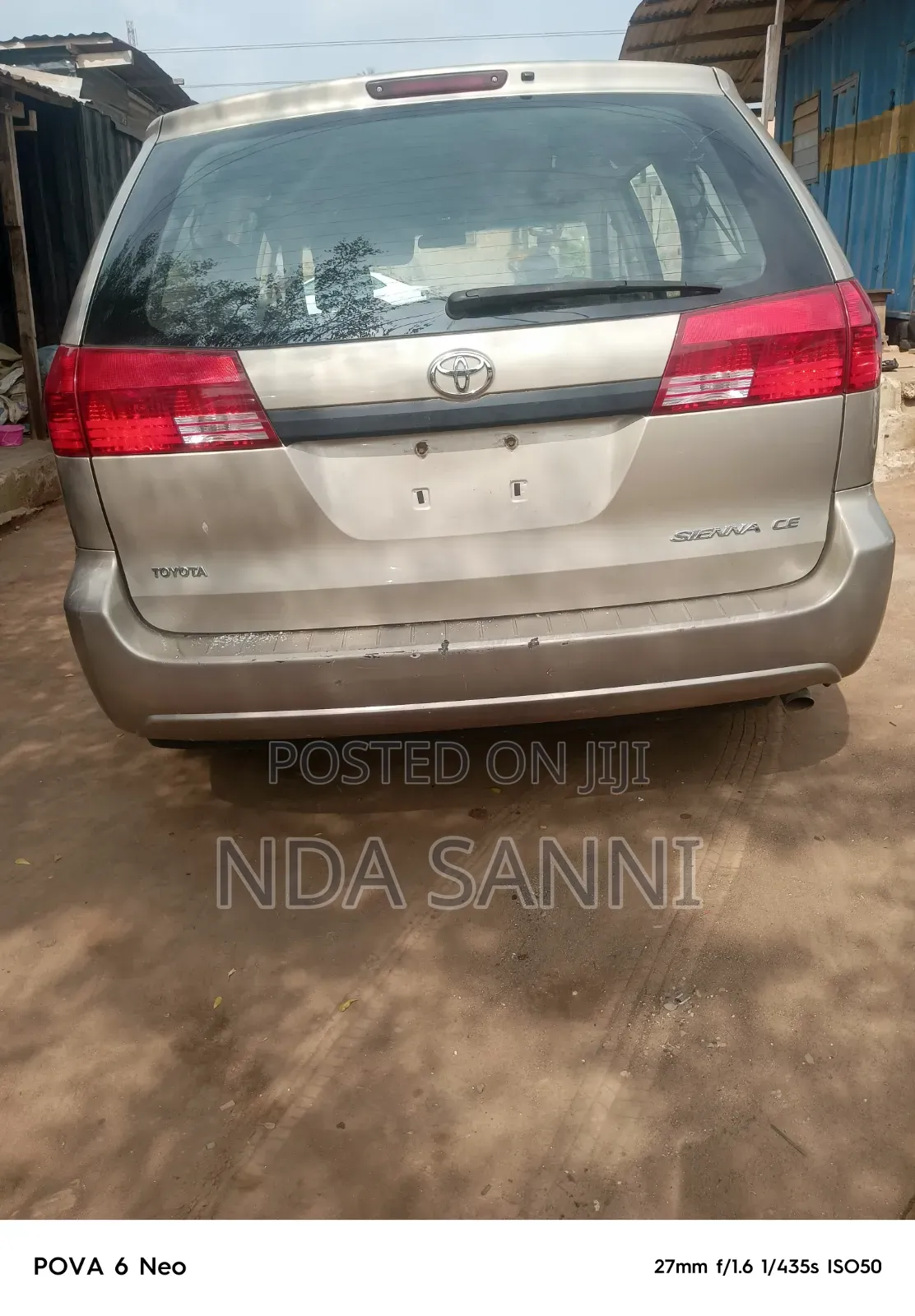 Toyota Sienna 2004 Gold