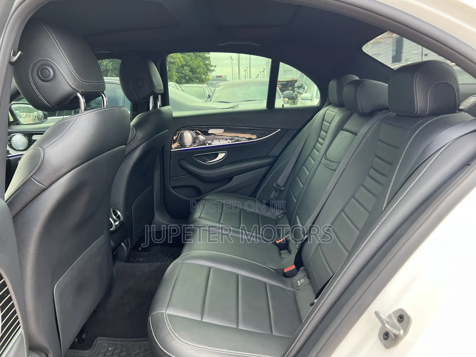 Mercedes-Benz E450 A238 4MATIC 2019 White