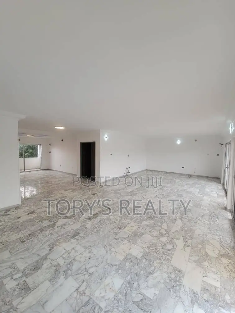 3bdrm Apartment in Old Ikoyi for rent