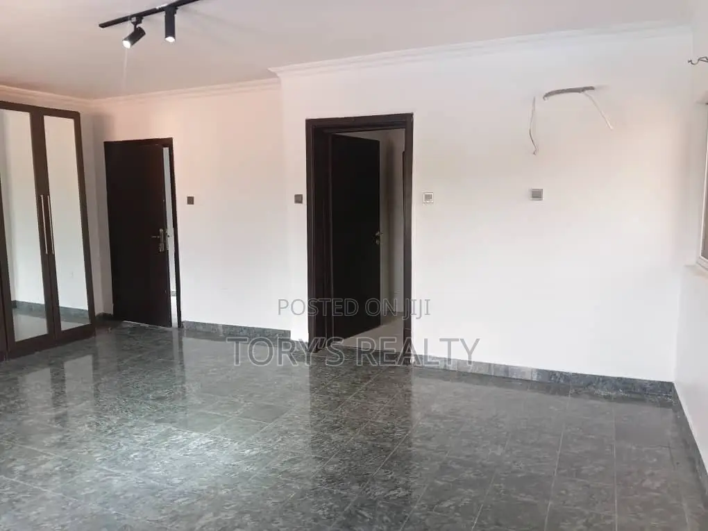 3bdrm Apartment in Old Ikoyi for rent