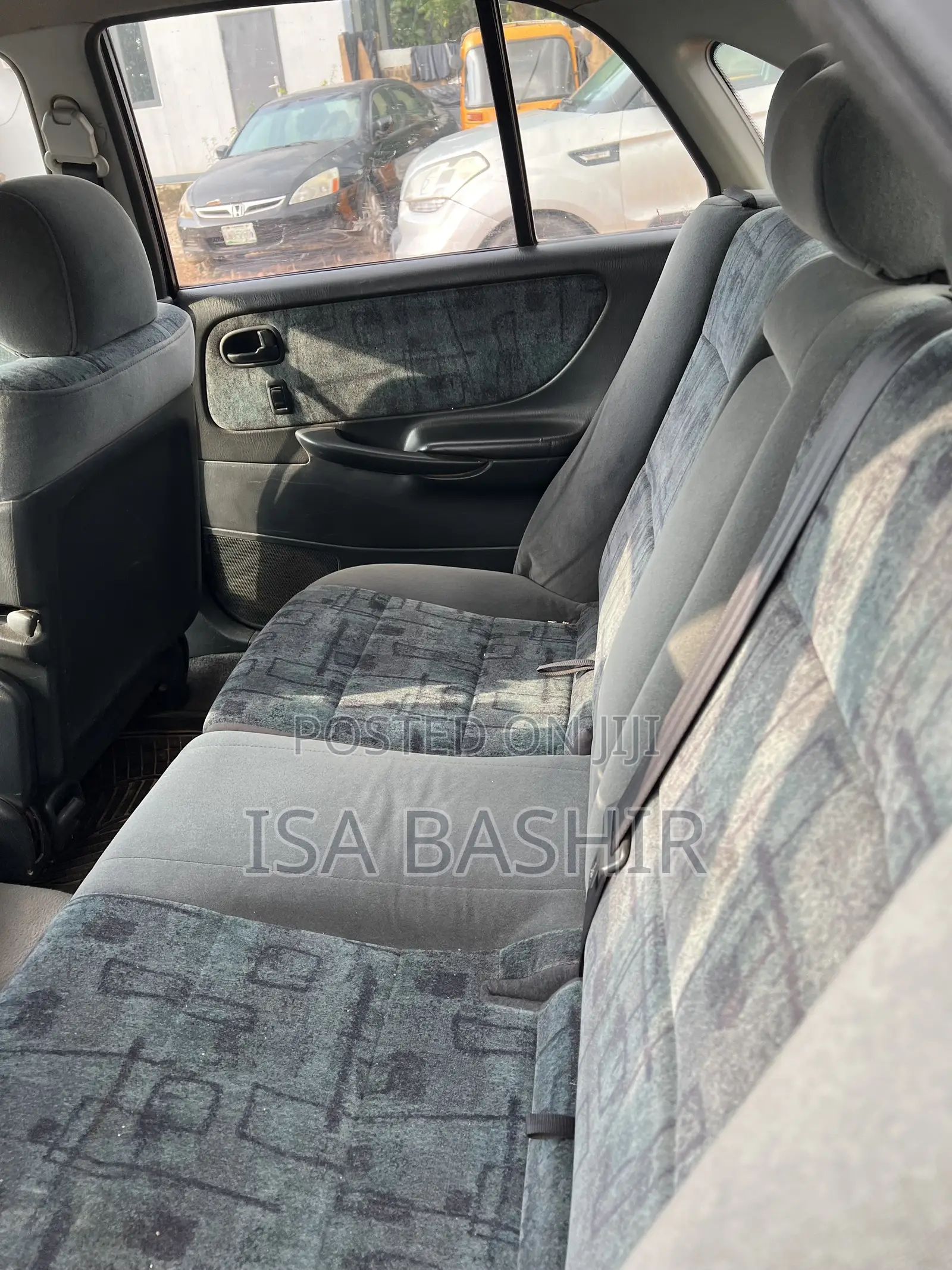 Mazda 3 2002 Gold