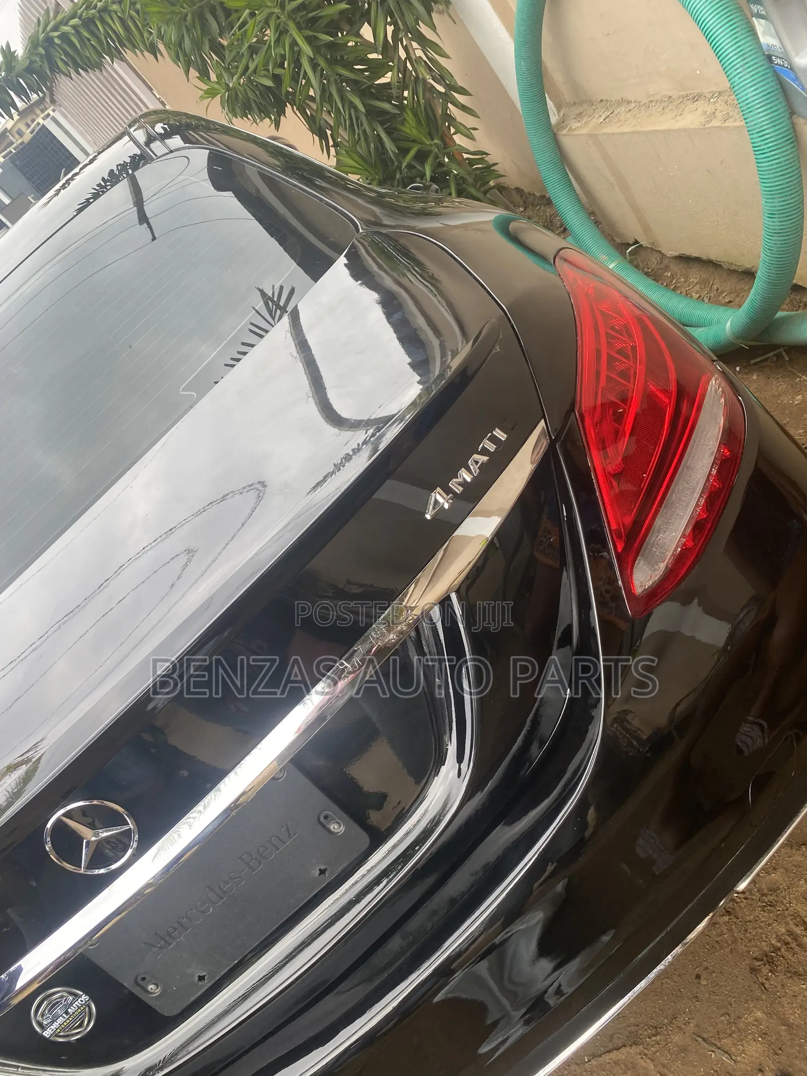 Mercedes-Benz C300 2017 Black
