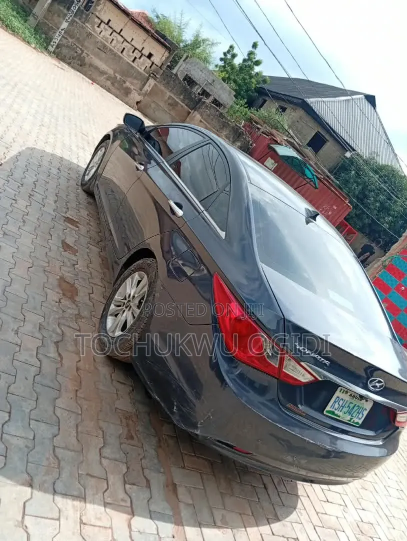 Hyundai Sonata 2012 Blue