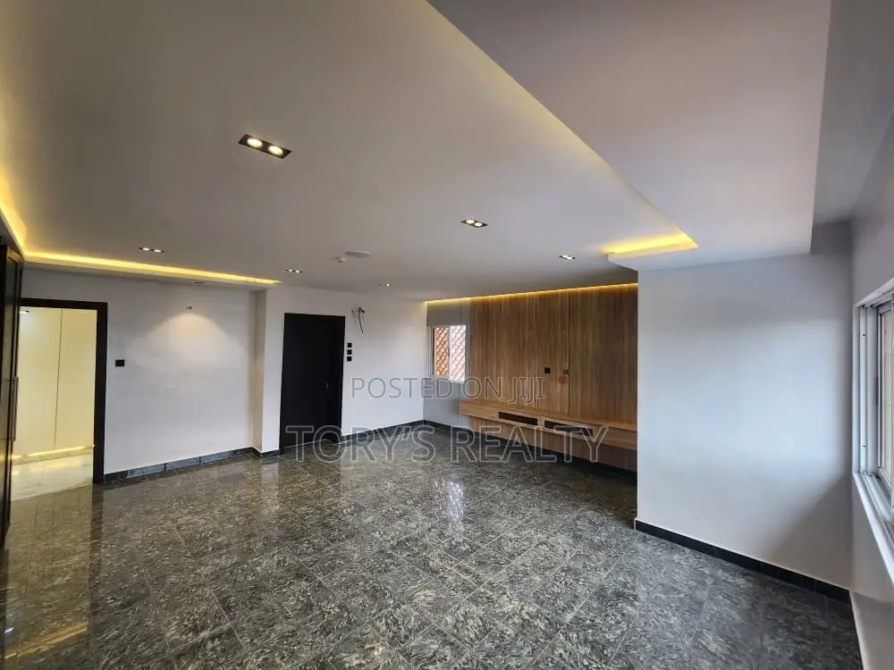 3bdrm Apartment in Old Ikoyi for rent