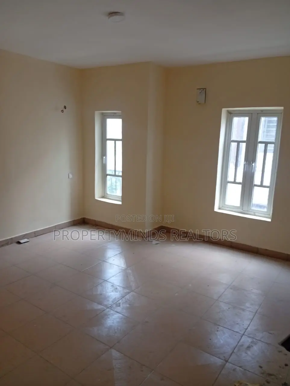 3bdrm Duplex in Beachwood Estate, Off Lekki-Epe Expressway for rent
