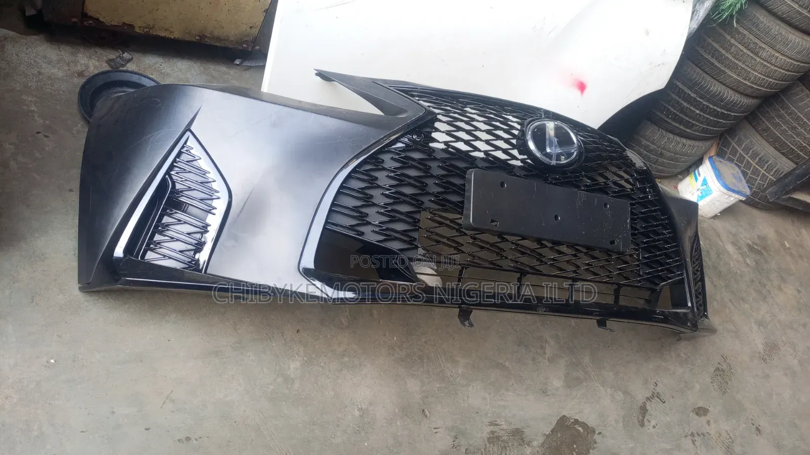 Complete Front Bumper Lexus IS250 2018/2020