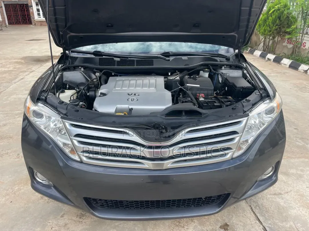 Toyota Venza Limited AWD V6 2013 Gray