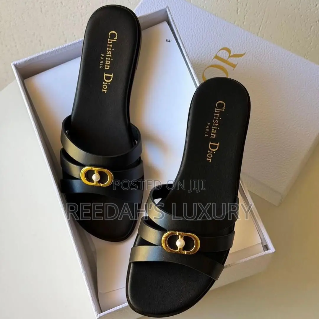 Dior Pearl CD Flat Slides