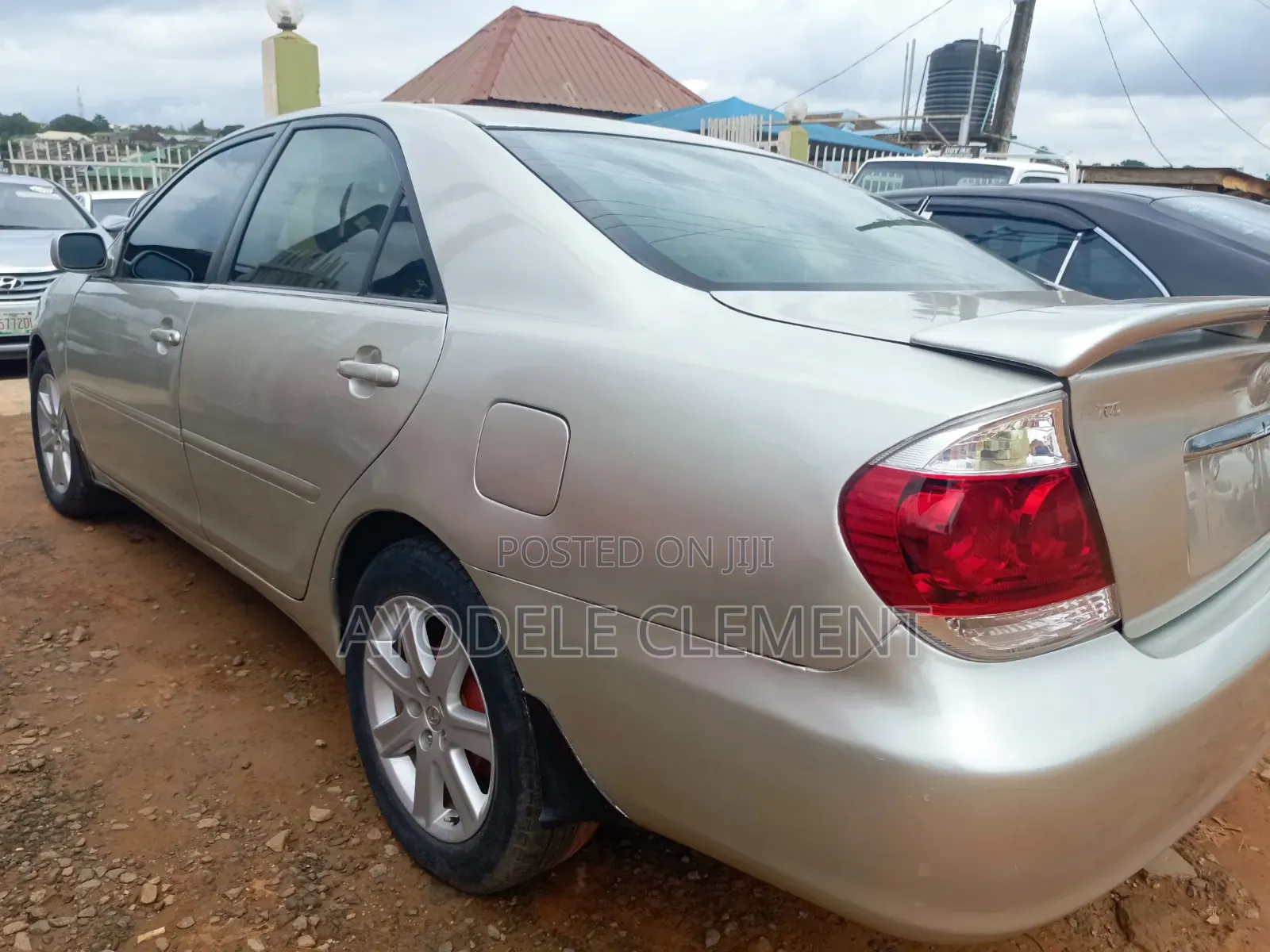 Toyota Camry XLE 4dr Sedan (2.4L 4cyl 4A) 2004 Silver