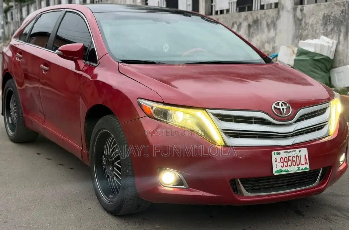 Toyota Venza 2013 Red
