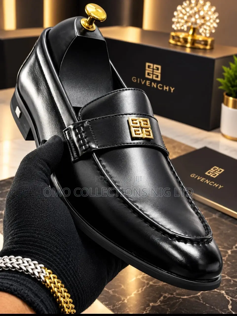 Givenchy Men’s Signature Luxury Leather Shoes – Fully Boxed