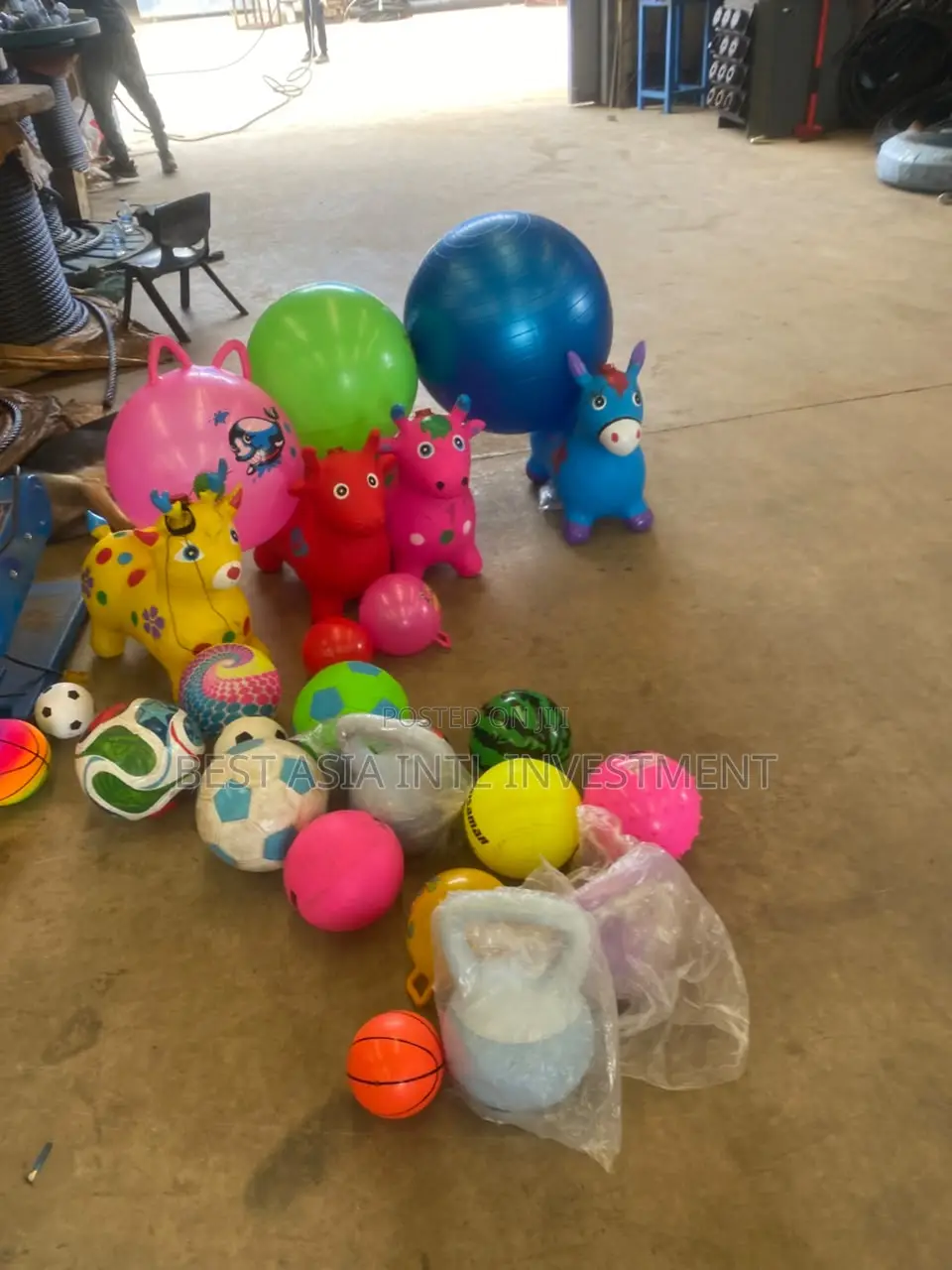 Colorful Inflatable Animal Hopper Toys for Kids