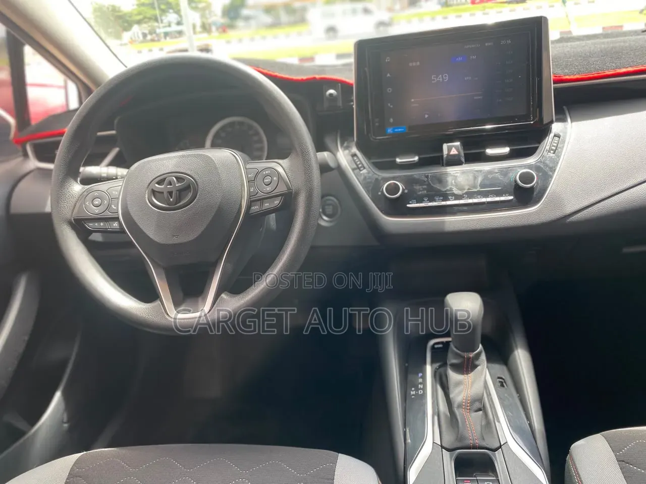Toyota Corolla LE 2021 White
