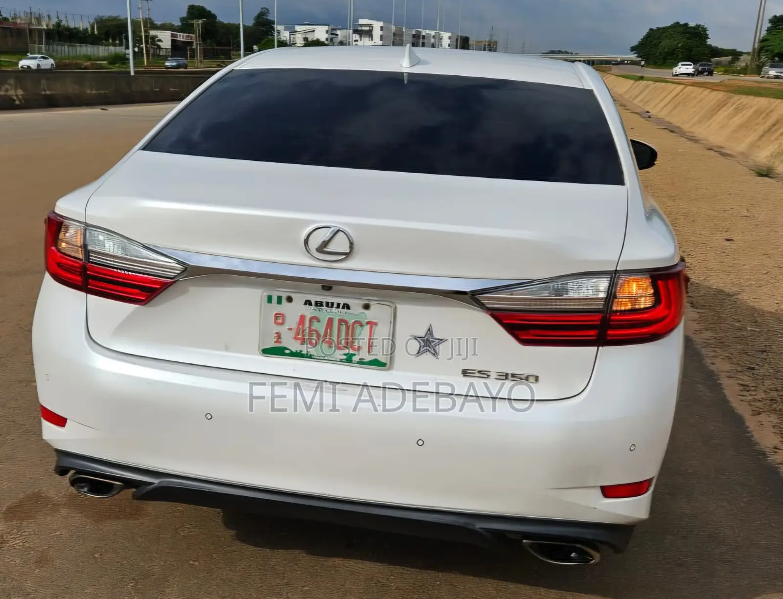 Lexus ES 300H FWD 2017 White
