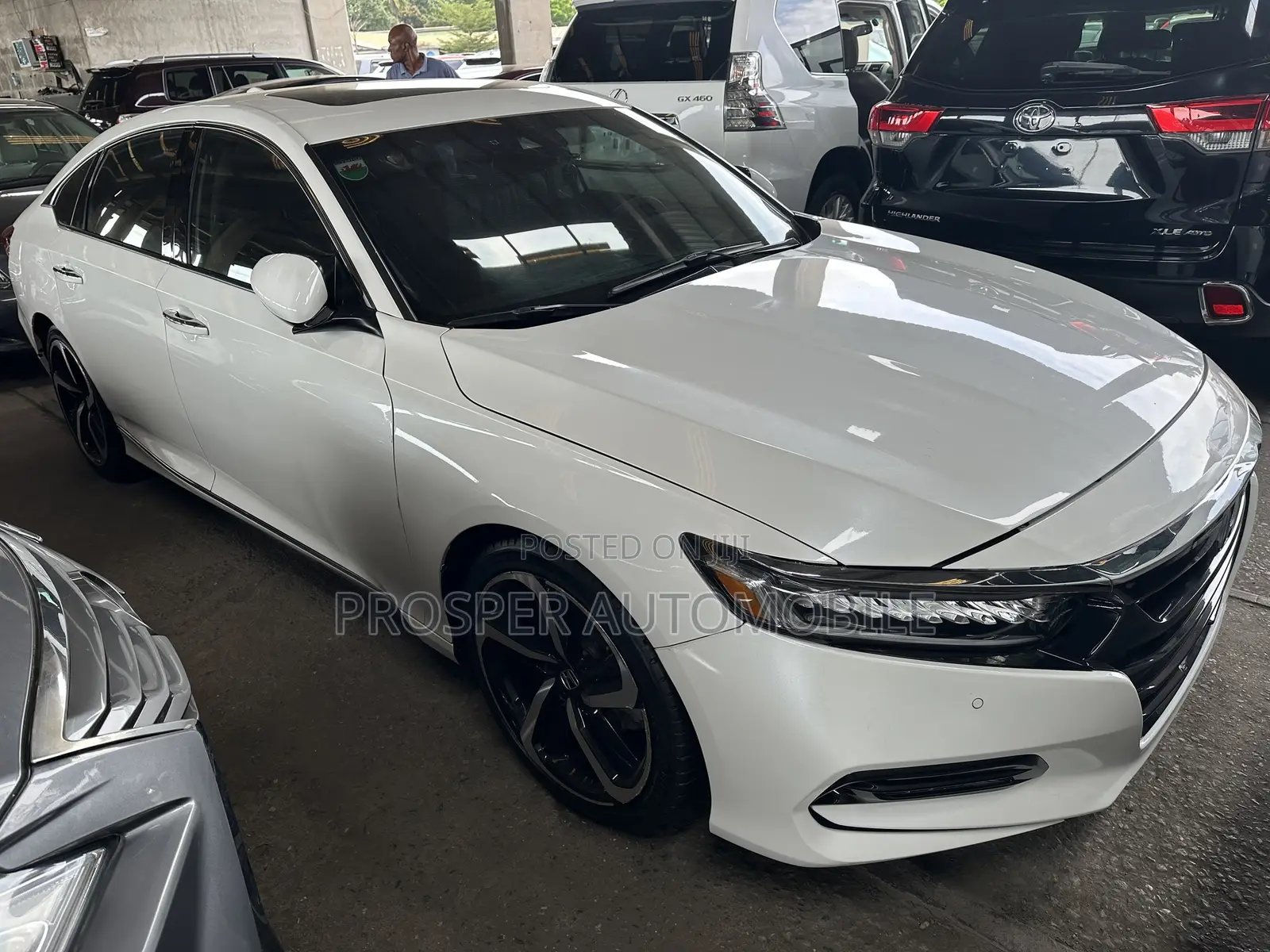 Honda Accord Sport 2.0T 2018 White
