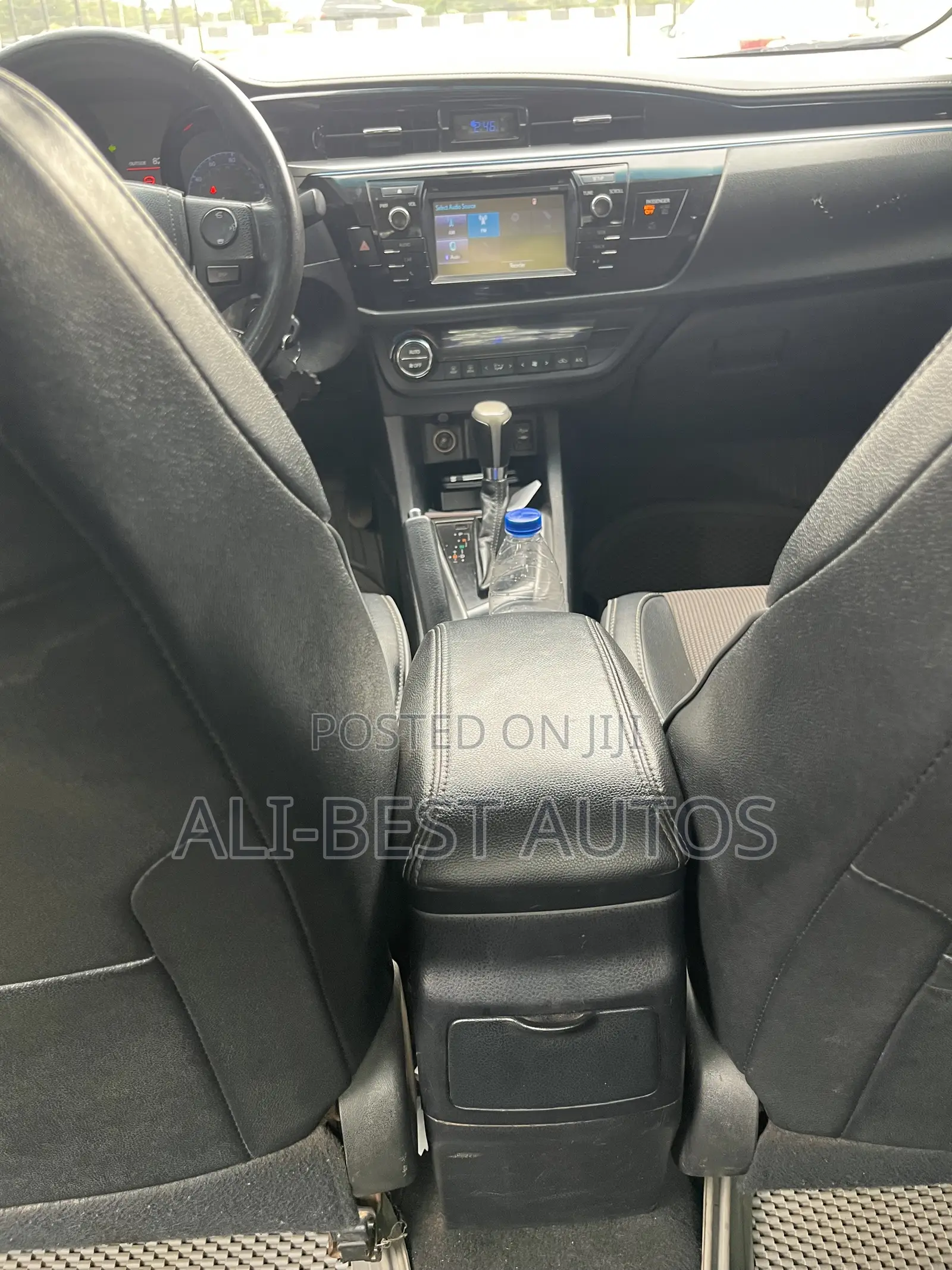 Toyota Corolla 2015 Silver