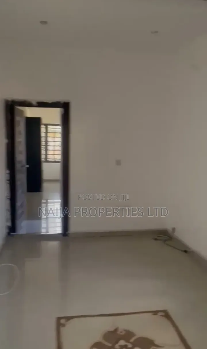 Mini Flat in Peninsula Garden, Sangotedo for rent