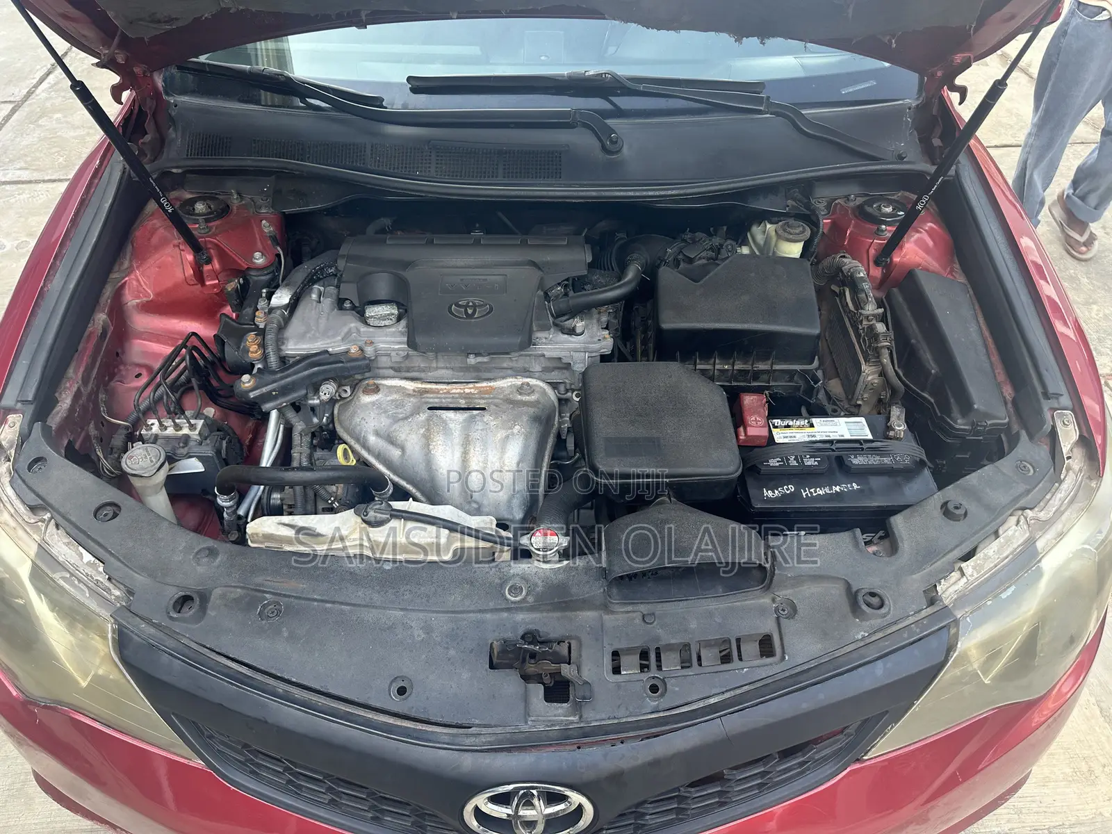 Toyota Camry SE 4dr Sedan (2.5L 4cyl 6A) 2013 Red