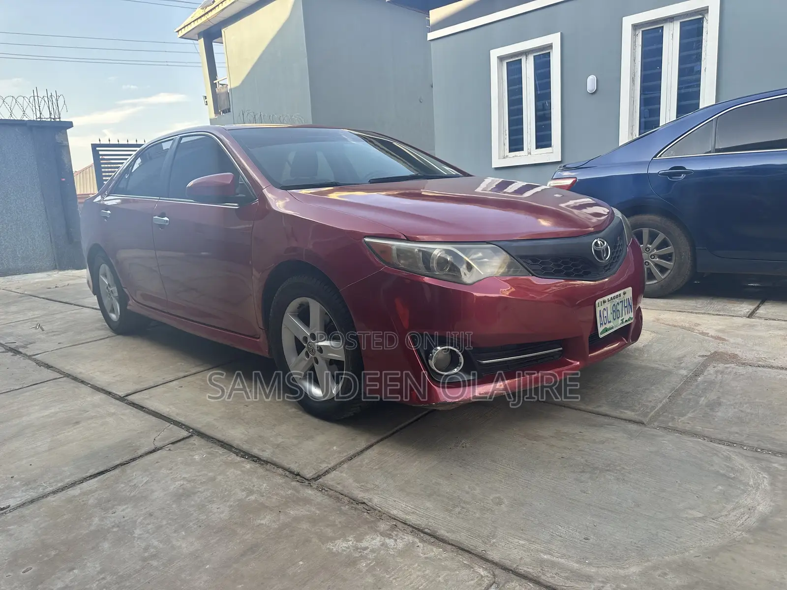Toyota Camry SE 4dr Sedan (2.5L 4cyl 6A) 2013 Red
