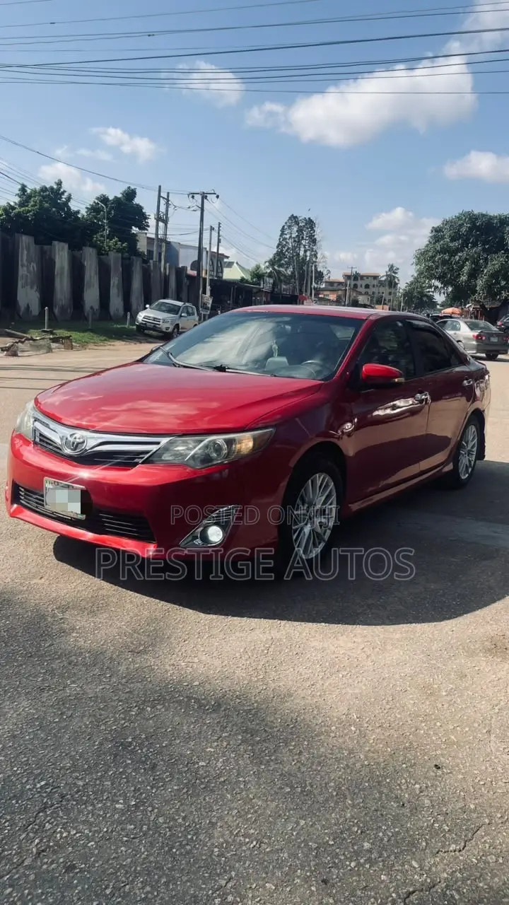 Toyota Camry 2013 Red