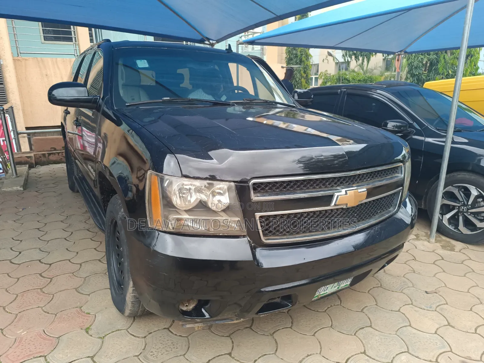 Chevrolet Suburban 2010 Black