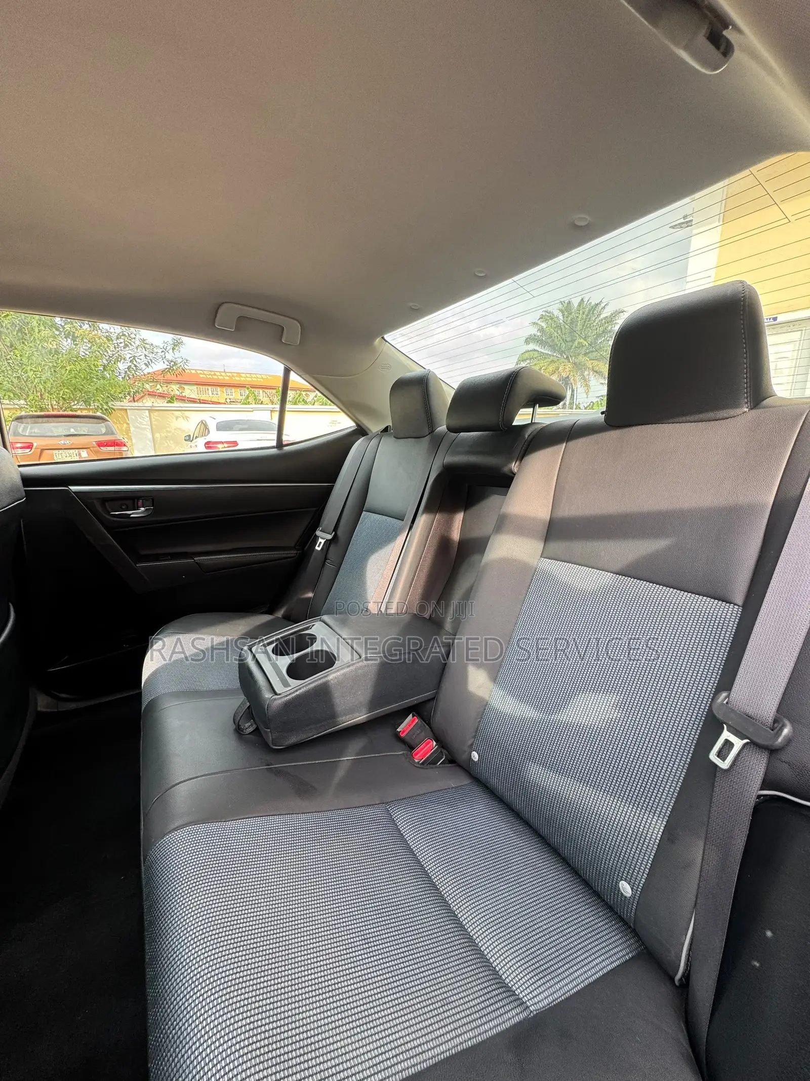 Toyota Corolla S 4dr Sedan (1.8L 4cyl CVT) 2016 Blue