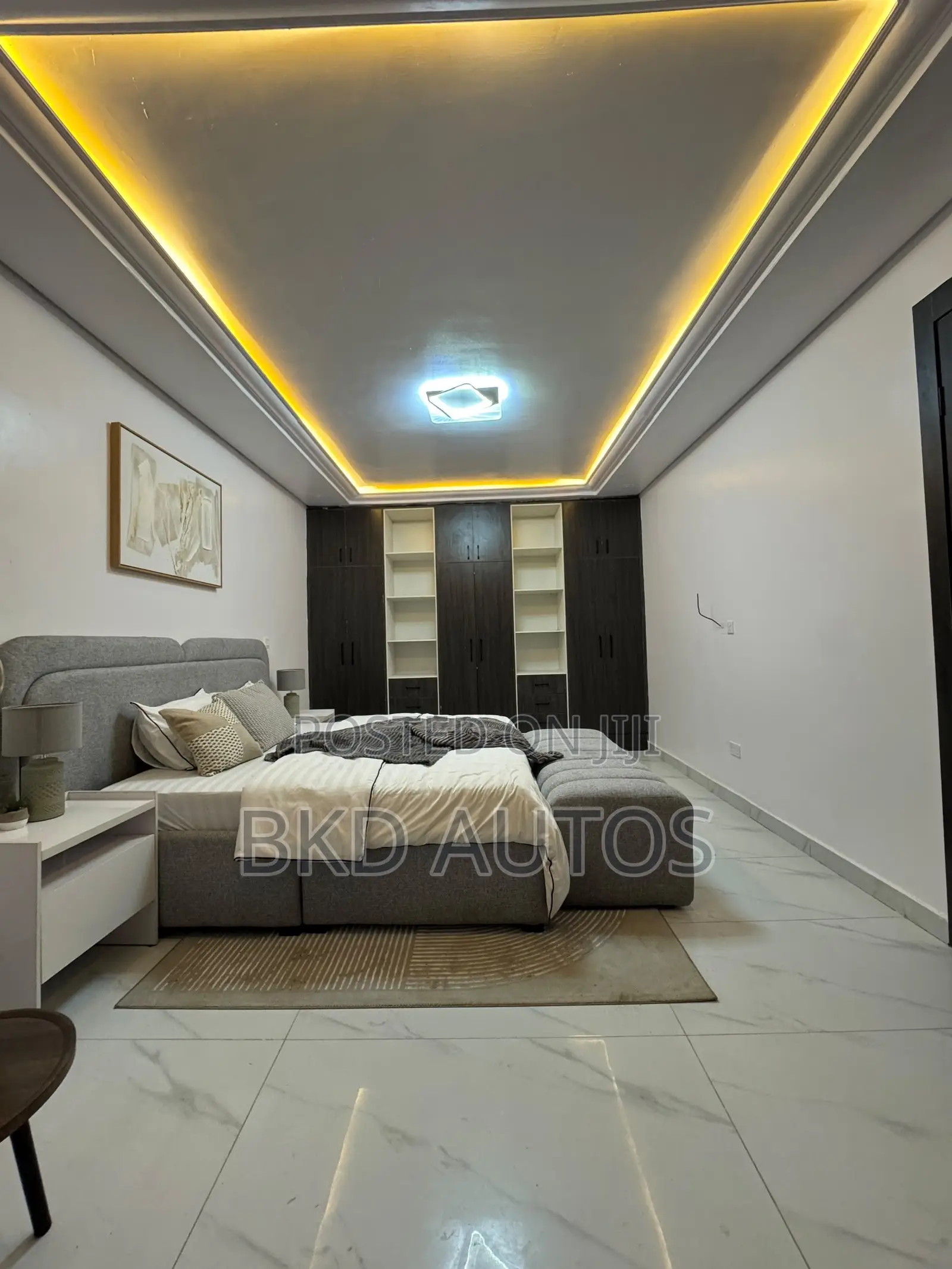 Furnished 4bdrm Maisonette in Yaba for sale