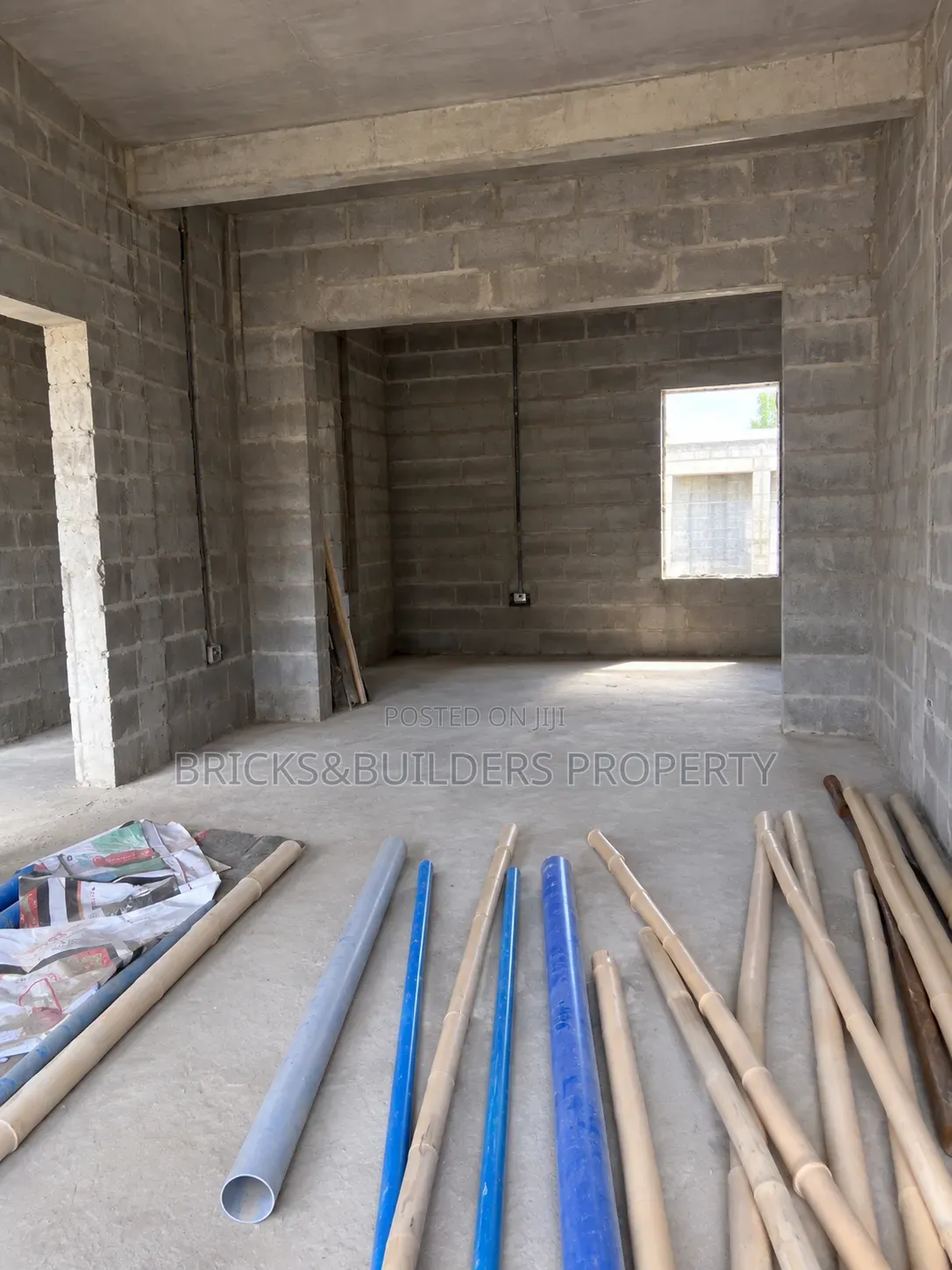 5bdrm Duplex in Kado for sale