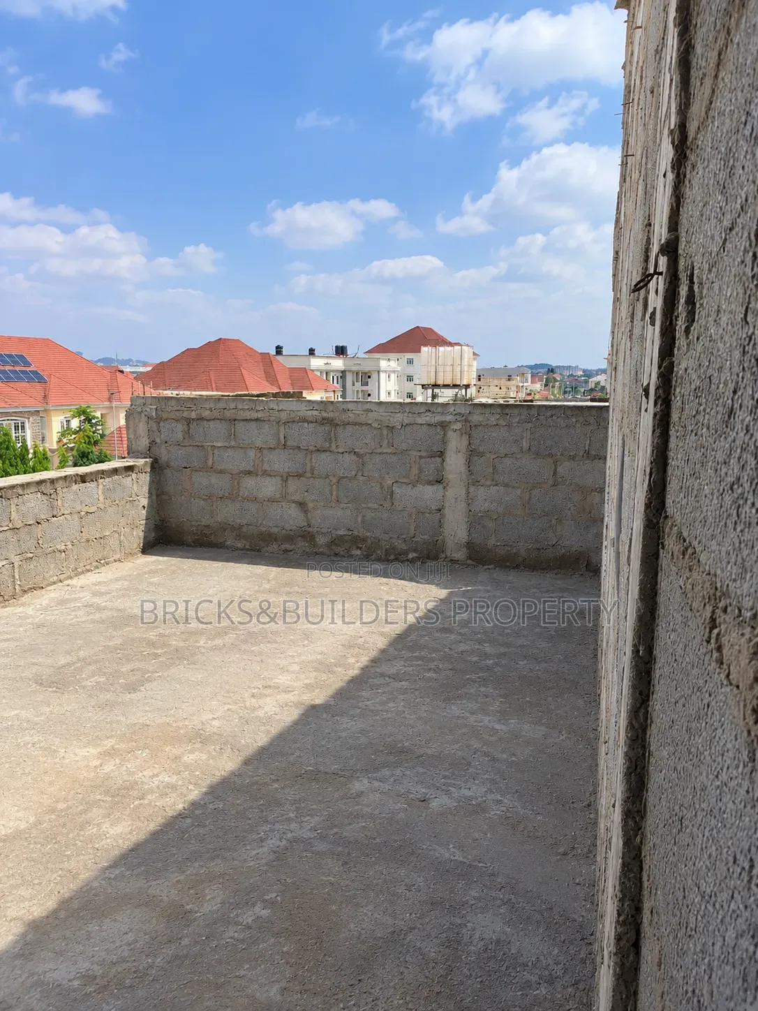 5bdrm Duplex in Kado for sale