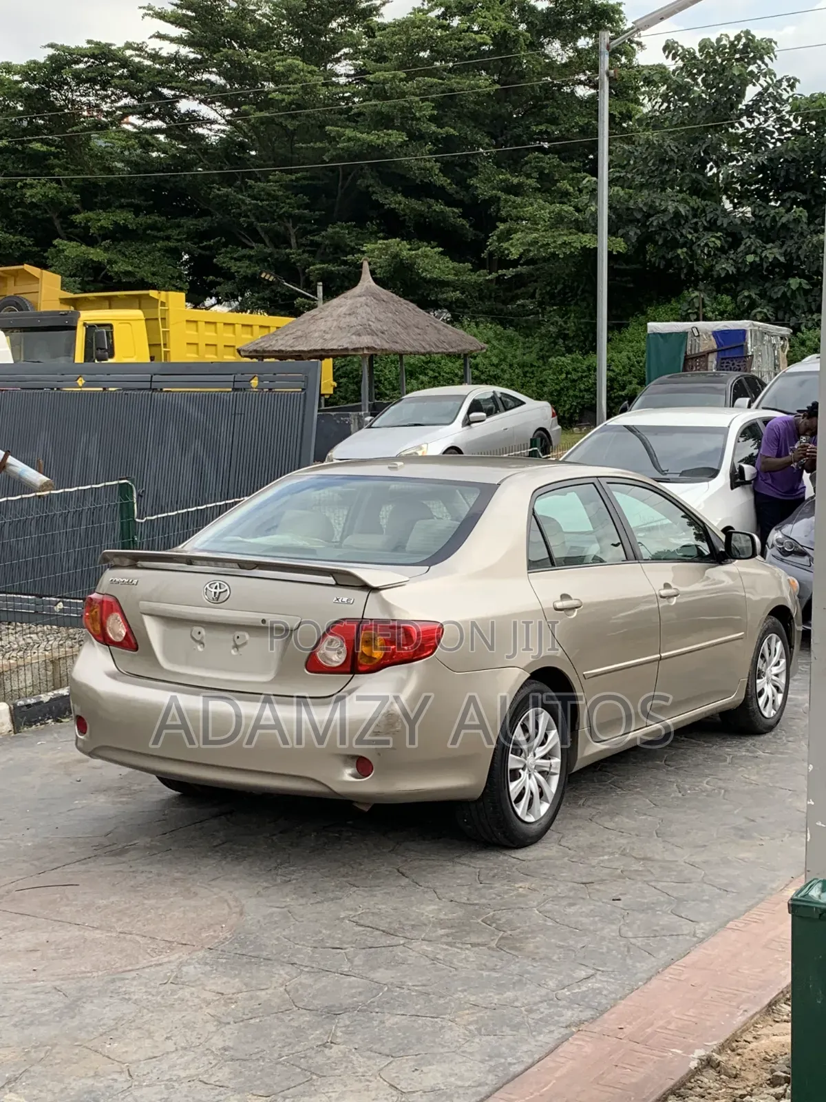 Toyota Corolla 2009 Gold