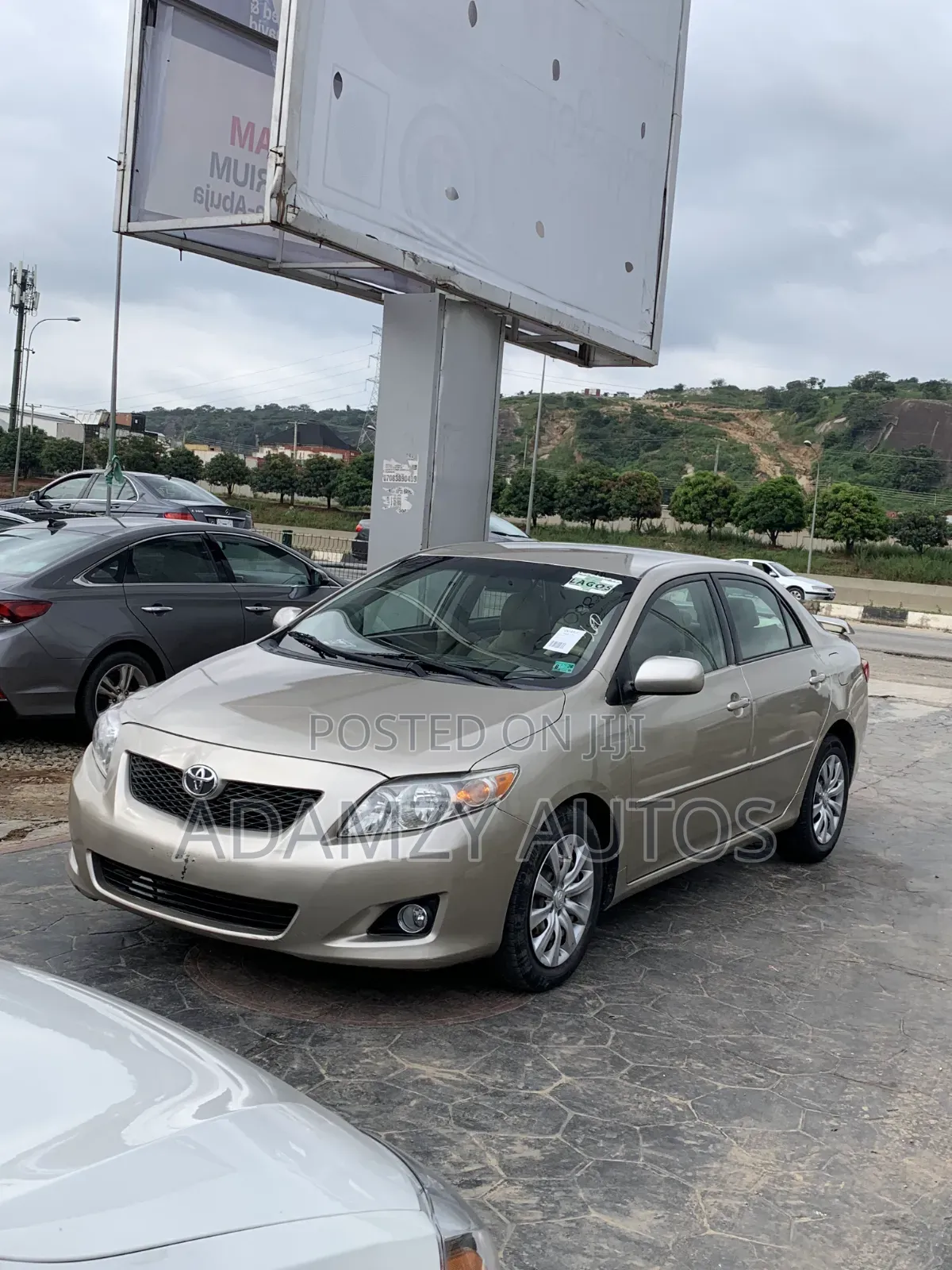 Toyota Corolla 2009 Gold