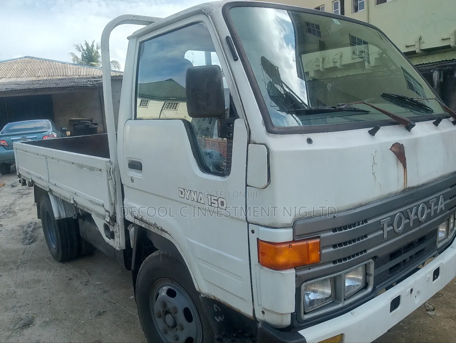 Toyota Dyna 2004 White
