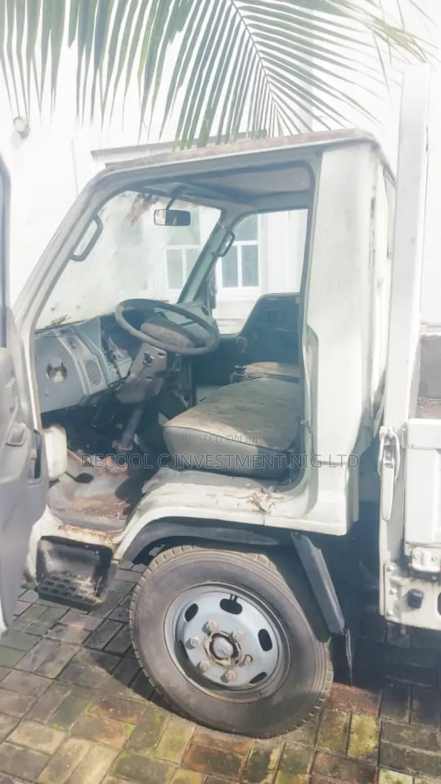 Toyota Dyna 2004 White