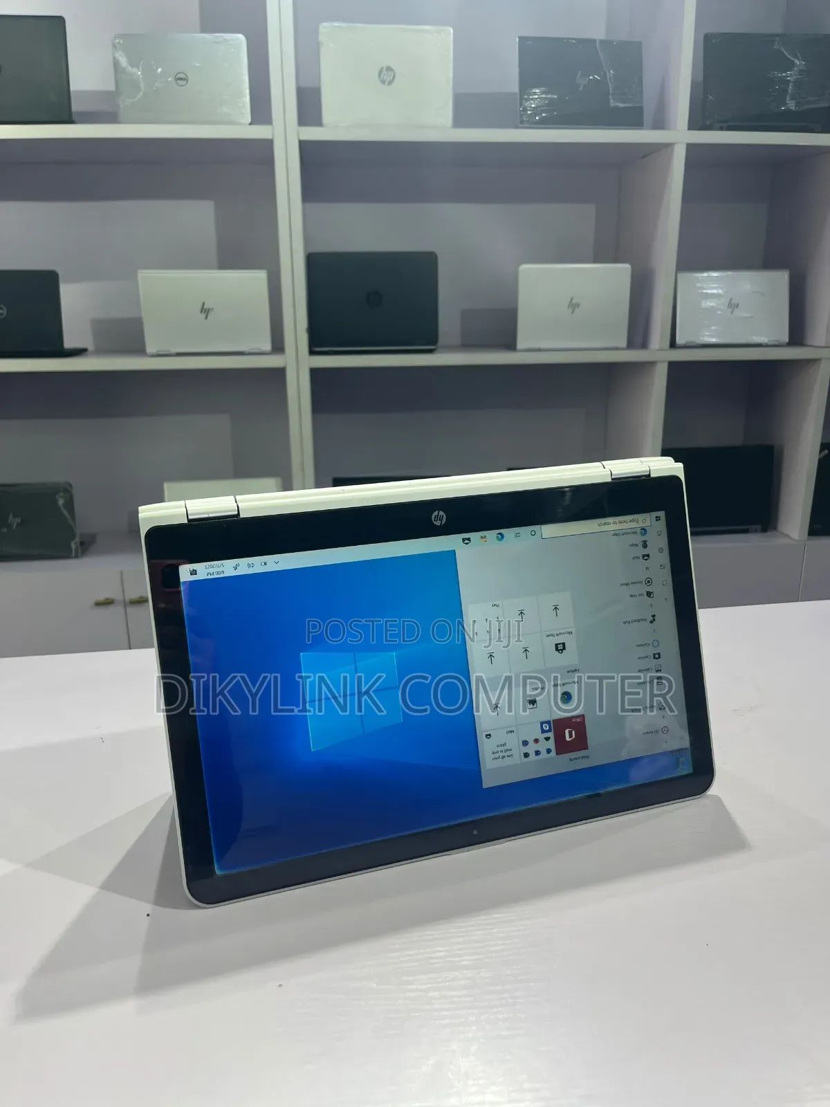Laptop HP Pavilion x360 8GB Intel Core i3 HDD 1T