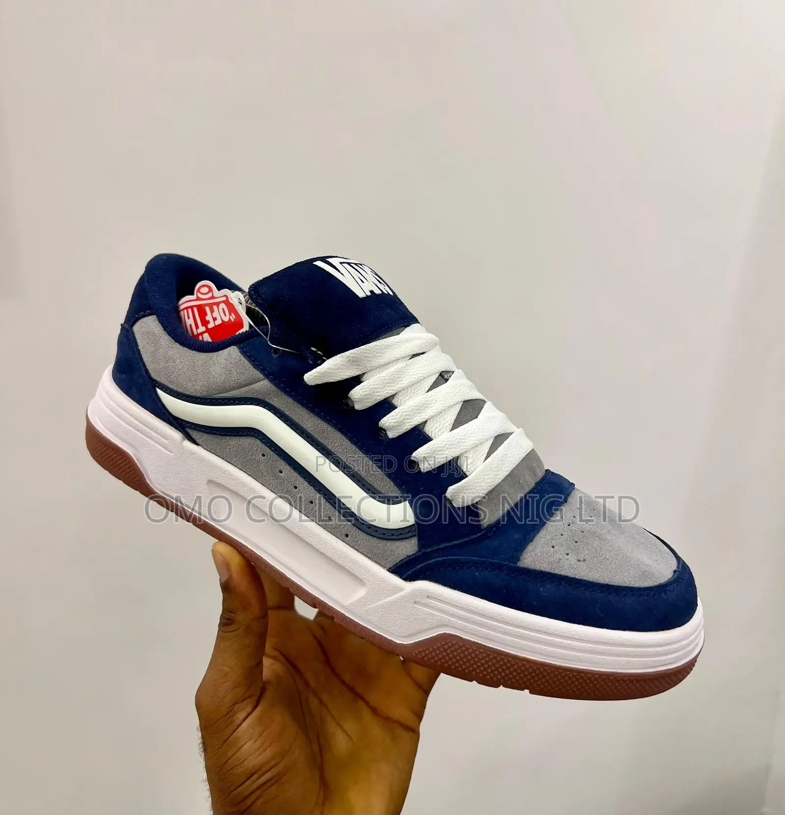 Vans Men’s Classic Navy Blue Suede Skate Sneakers – Fully Boxed