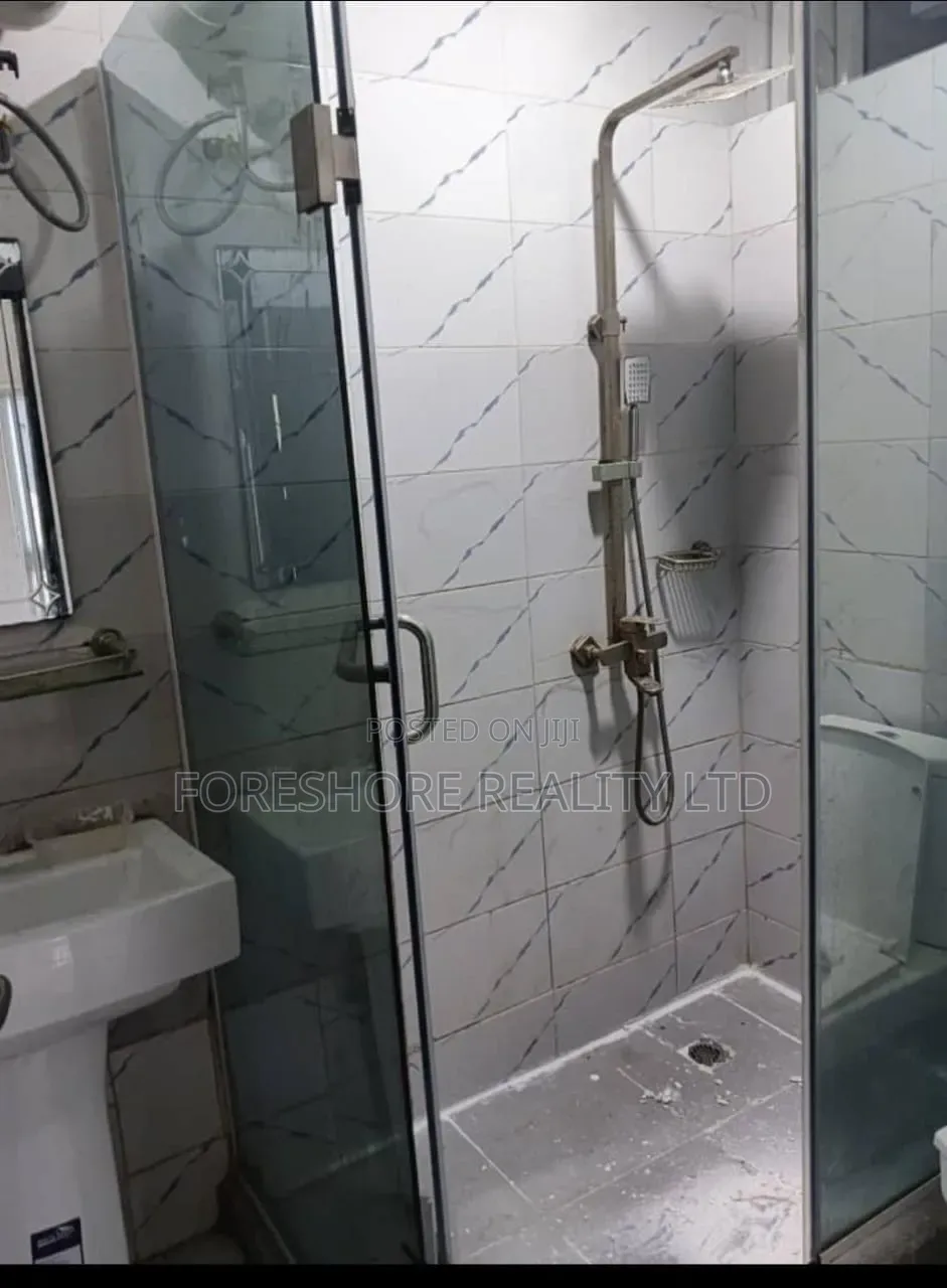 3bdrm Apartment in Toyin Street for rent