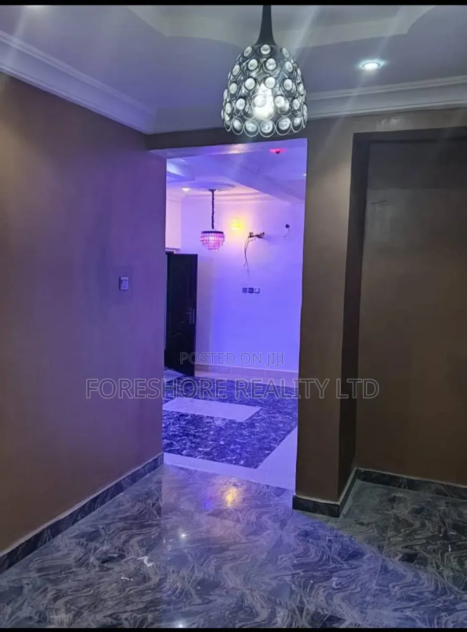 3bdrm Apartment in Toyin Street for rent