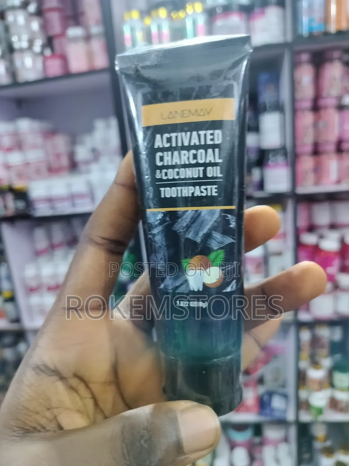 Activated Charcoal and Coconut Oil Toothpaste