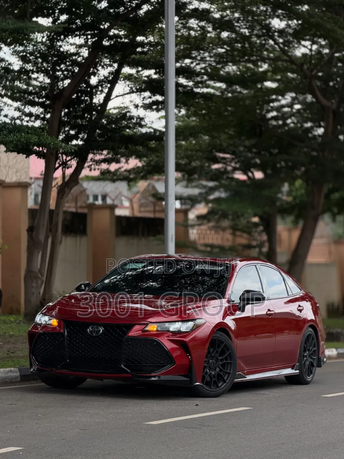 Toyota Avalon 2020 Red