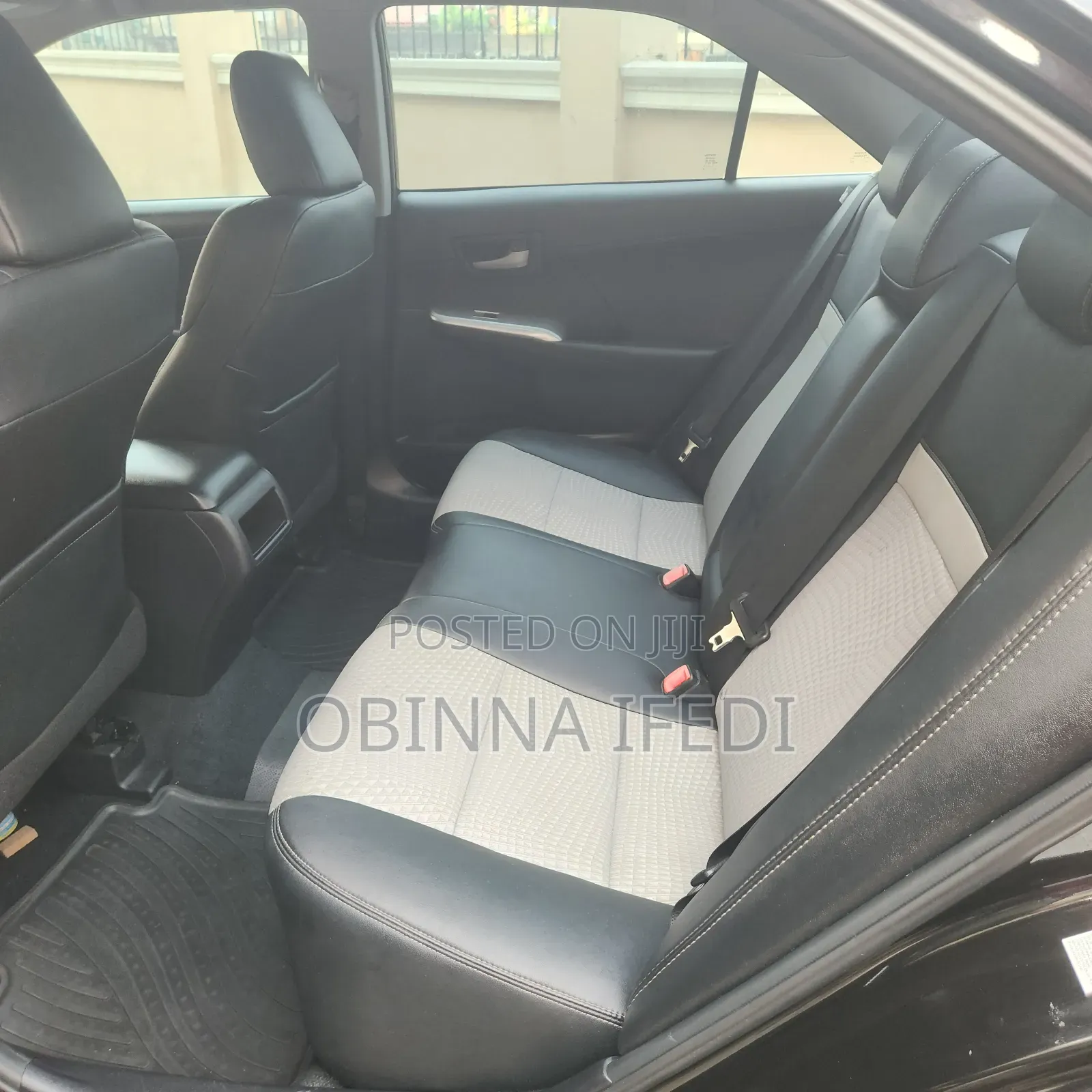 Toyota Camry SE 4dr Sedan (2.5L 4cyl 6A) 2013 Black
