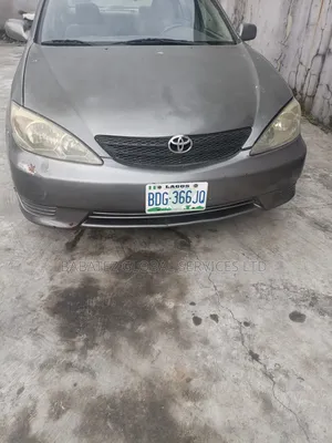 Toyota Camry SE 4dr Sedan (2.4L 4cyl 4A) 2003 Gray