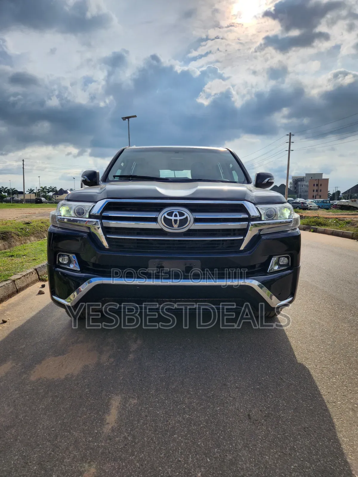 Toyota Land Cruiser 4.6 V8 AX G Selection 2016 Black