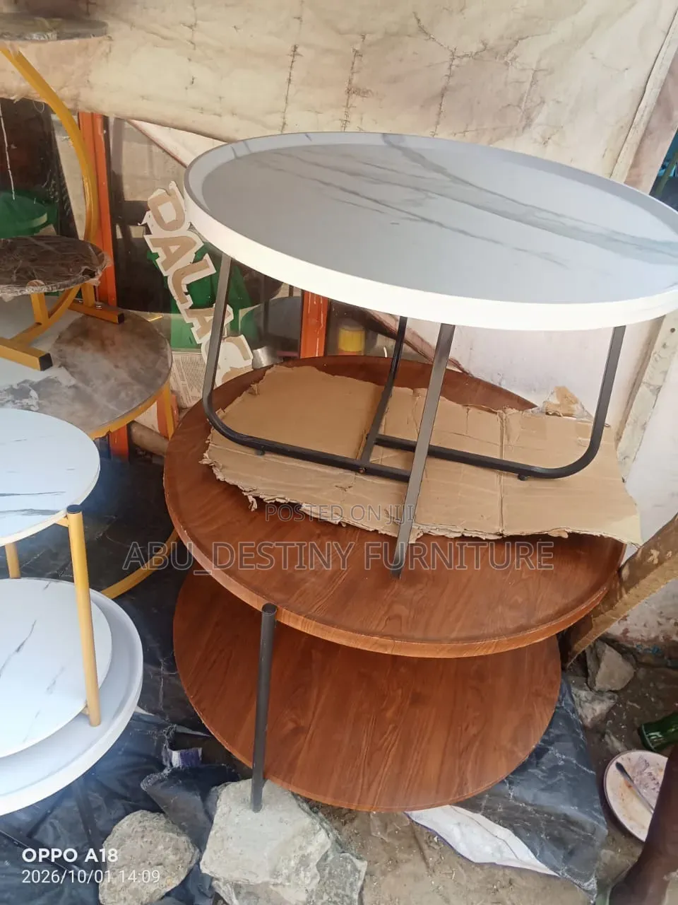 Round Center Table (Marble White/Wood)