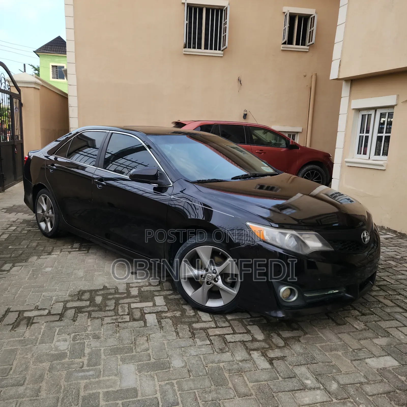 Toyota Camry SE 4dr Sedan (2.5L 4cyl 6A) 2013 Black