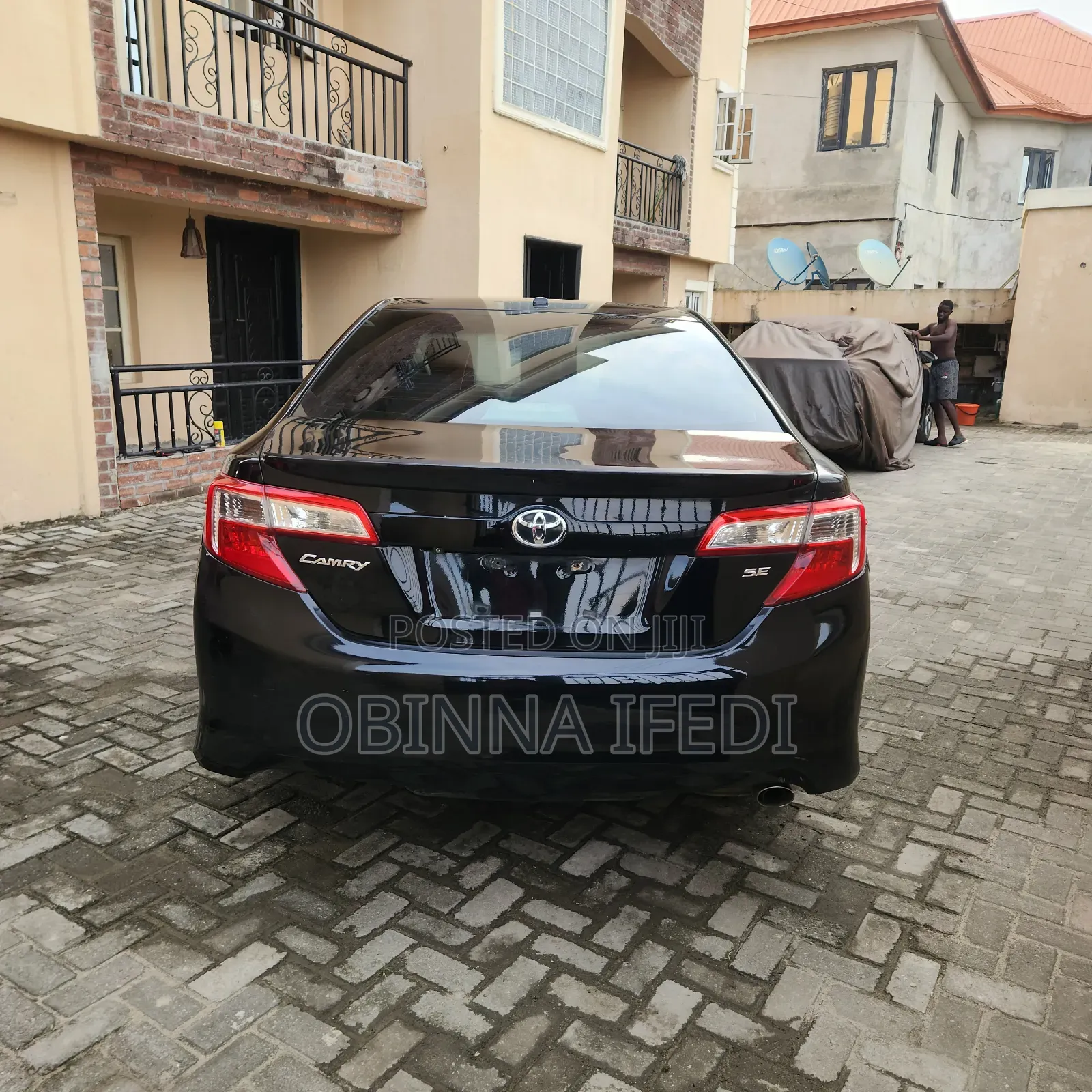 Toyota Camry SE 4dr Sedan (2.5L 4cyl 6A) 2013 Black