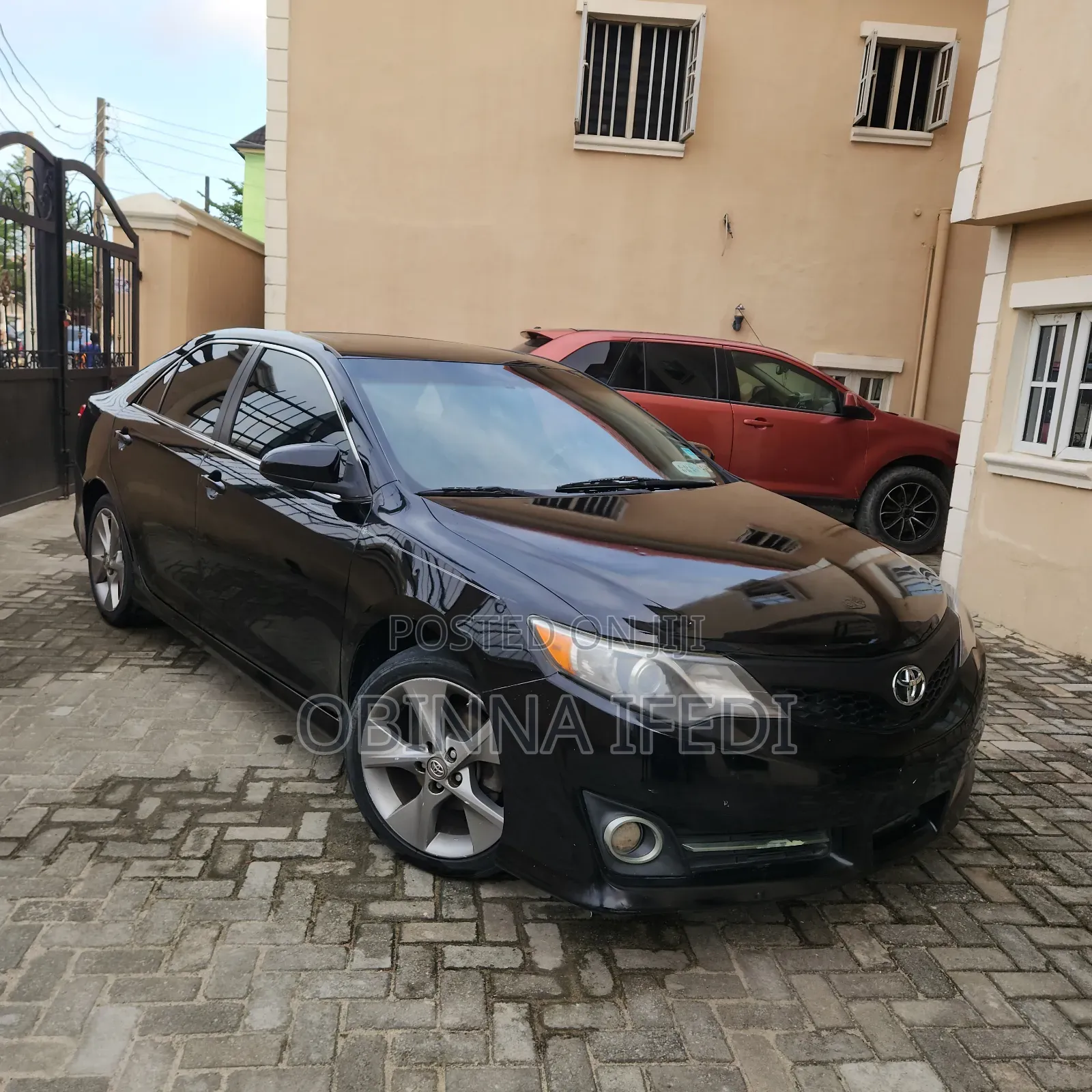 Toyota Camry SE 4dr Sedan (2.5L 4cyl 6A) 2013 Black