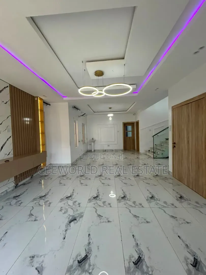 4bdrm Duplex in Calton Gate Estate, Akobo for rent