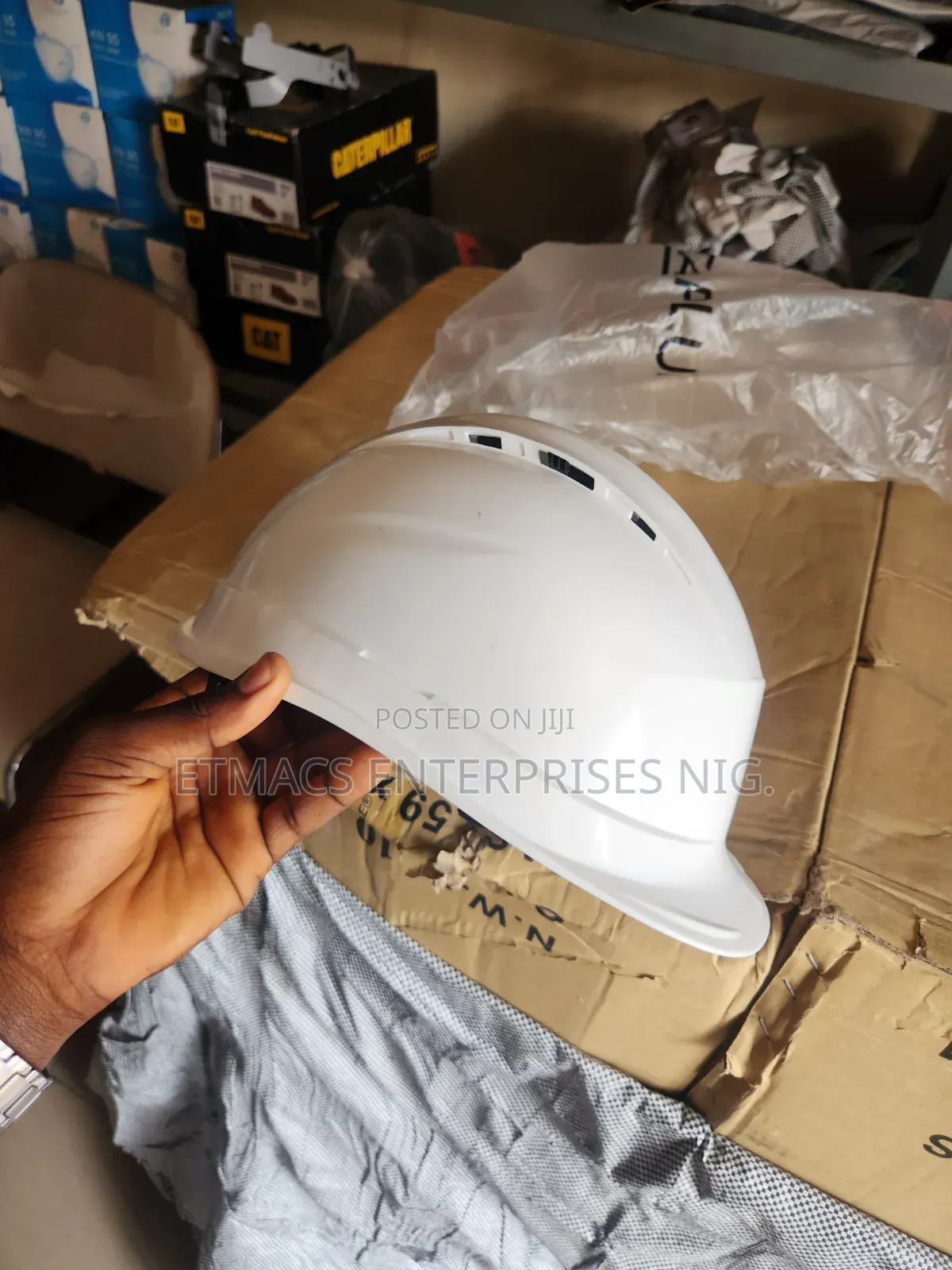 Delta-Plus Helmet